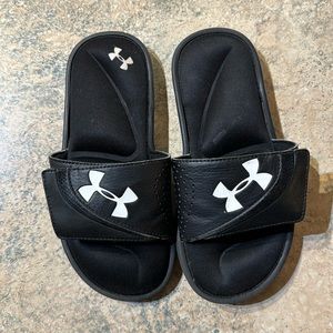 Boys Under Armour Slides- Size 3Y